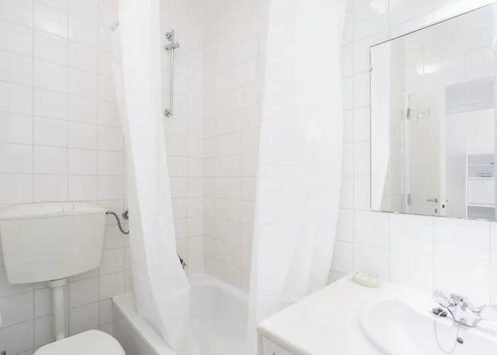Bright 2br With Private Balcony - Beach, By Hopstays Апартаменты Албуфейра