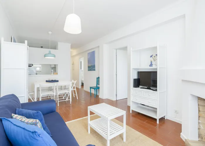 Bright 2br With Private Balcony - Beach, By Hopstays Албуфейра