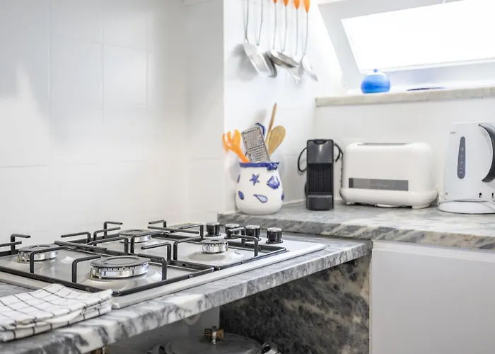 Apartament Bright 2br With Private Balcony - Beach, By Hopstays Albufeira