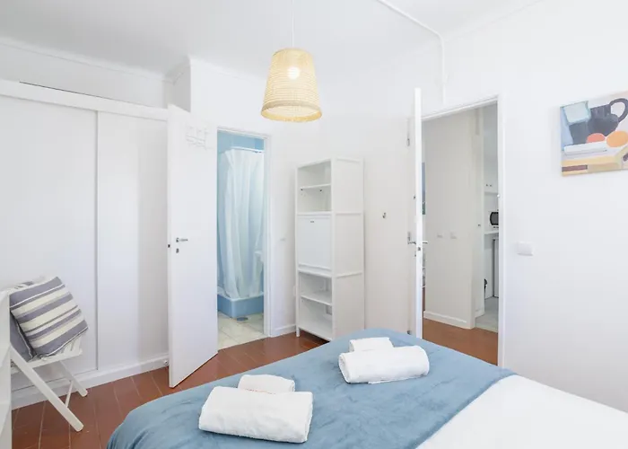 Bright 2br With Private Balcony - Beach, By Hopstays * Albufeira