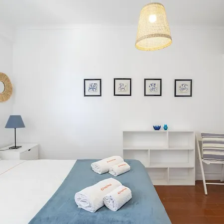 Bright 2br With Private Balcony - Beach, By Hopstays * Albufeira